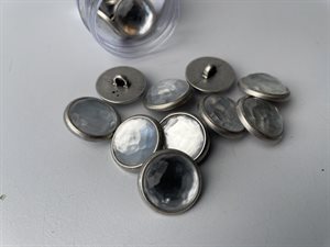Metalknap - klar med sølv kant, 18 mm